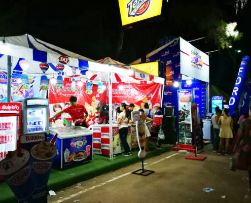 EFG Laos’ Texas Chicken Hosts That Luang Festival Celebration